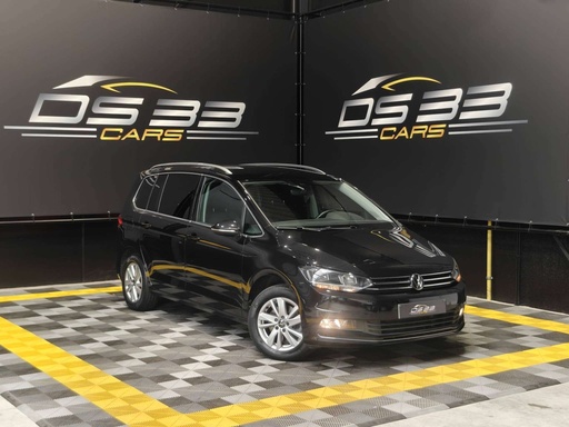 Volkswagen Touran 1.5 TSI Business 7-Zit/CAM/Trekhaak/Virtual/GPS/Apple/DodeHoek